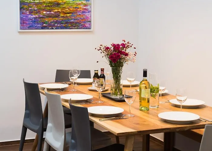 Sjef Апартаменты *